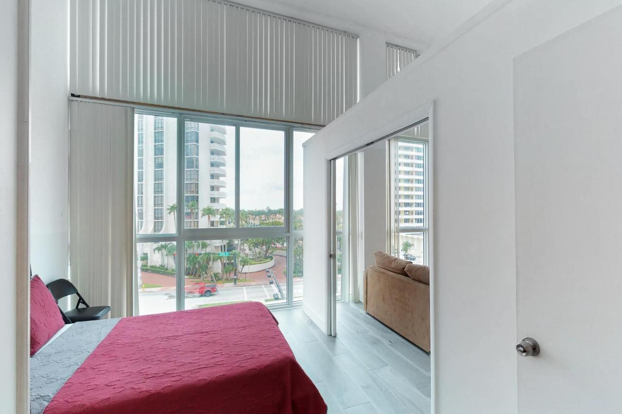 Castle Beach: Rumba Suite Miami Beach Extérieur photo