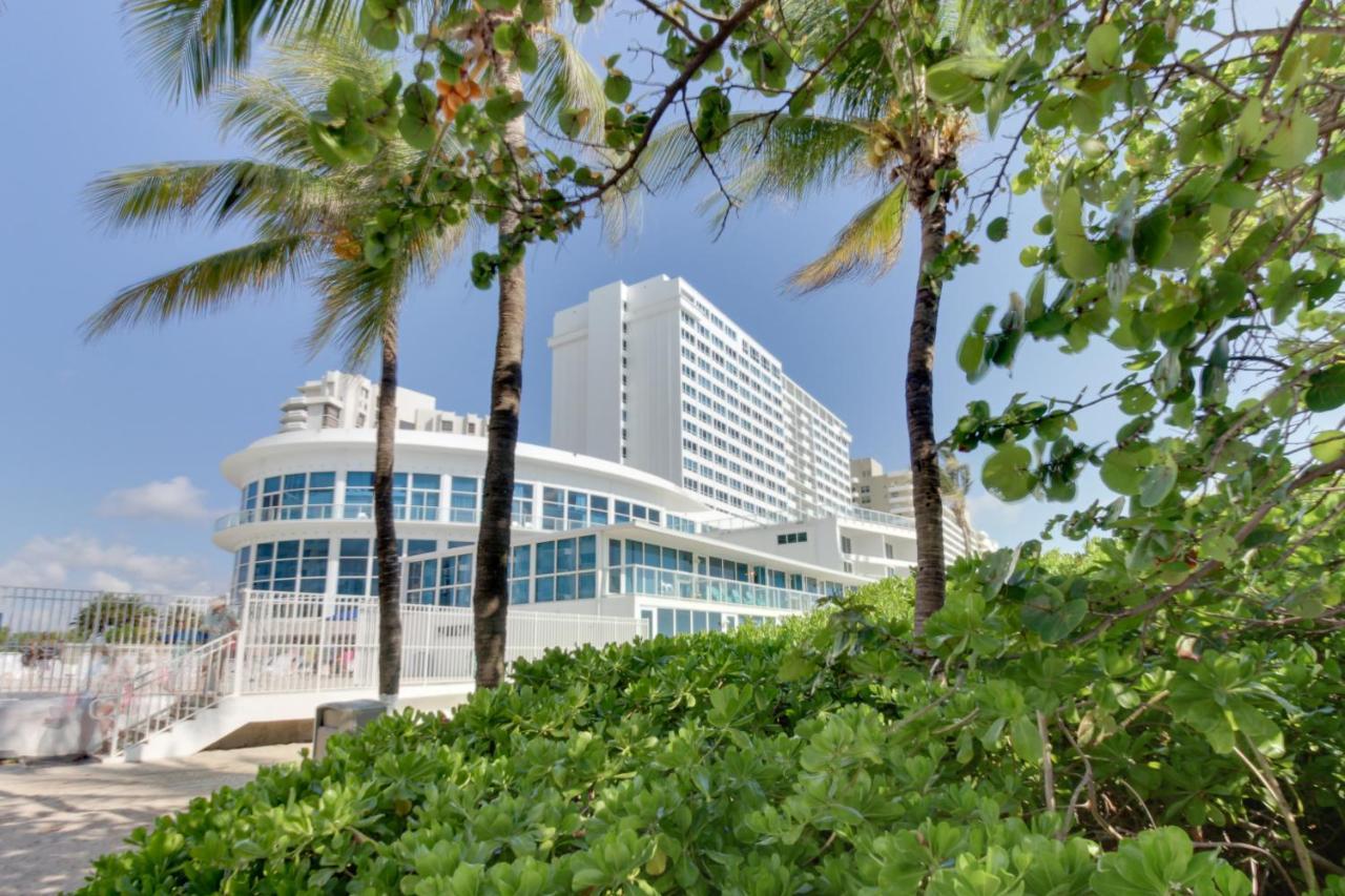 Castle Beach: Rumba Suite Miami Beach Extérieur photo