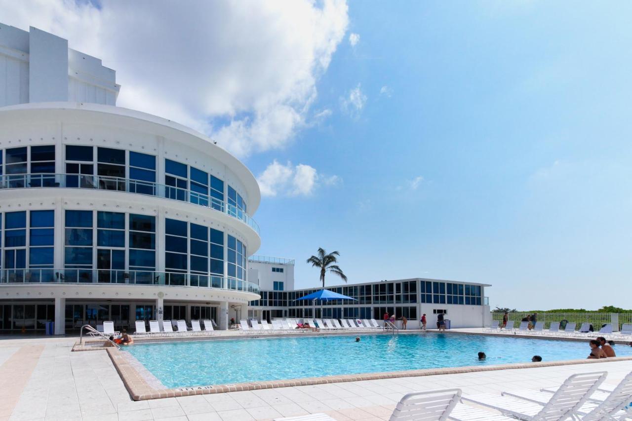 Castle Beach: Rumba Suite Miami Beach Extérieur photo